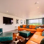 6 Bed In Coniston Oc-78674 *
