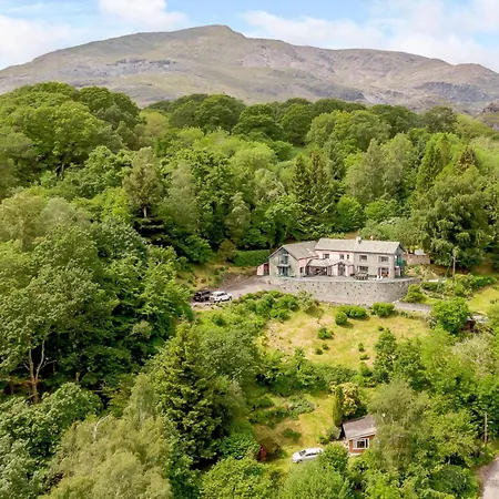 6 Bed In 78674 Holiday home *
