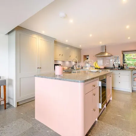6 Bed In Oc-78674